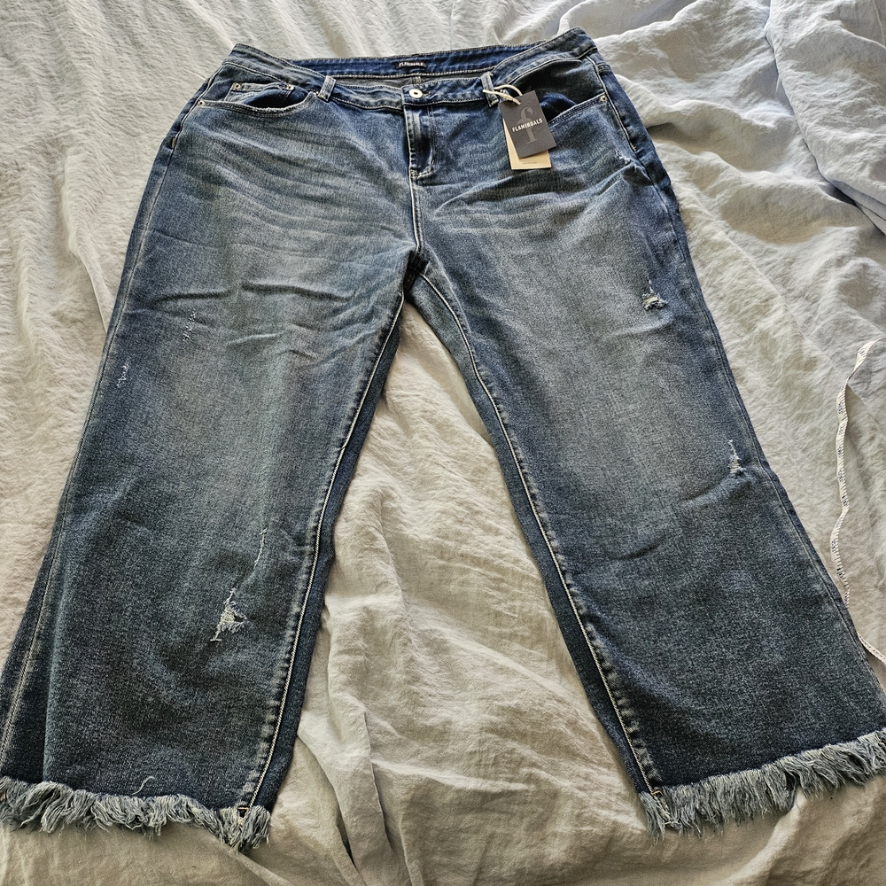 NWT FLAMINGALS RAW HEM RIPPED MID RISE CROP BARREL LEG JEANS